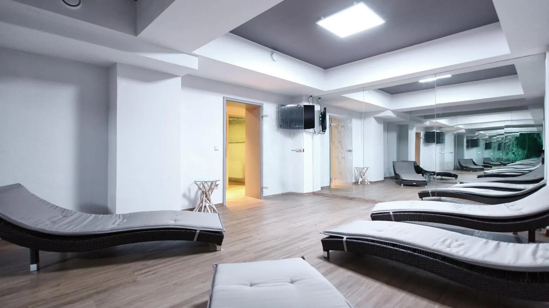 Leonardo Boutique Hotel Dusseldorf 4*,  Germany