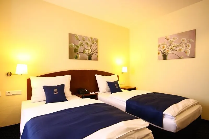 Leonardo Boutique Hotel Dusseldorf 4*,