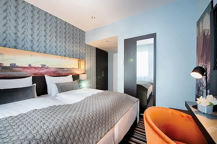 Leonardo Boutique Hotel Düsseldorf 4*,